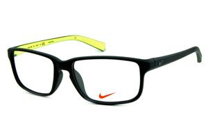 Óculos Nike 7095 Preto fosco com verde fluorescente no interno das hastes e logo de metal 