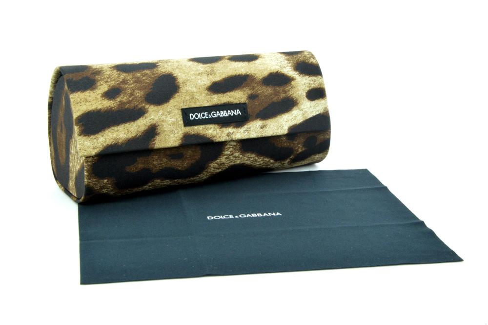 Óculos Dolce & Gabbana em acetato bordô com onça na parte interna para mulheres