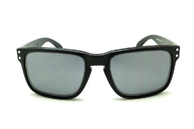 Óculos de sol Oakley OO 9102 Holbrook preto com haste bolha e detalhe branco