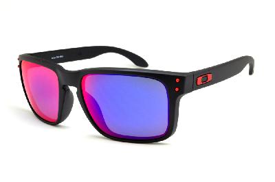 Óculos de sol Oakley OO 9102L Holbrook preto com lente efeito azul/violeta/vermelho/roxo